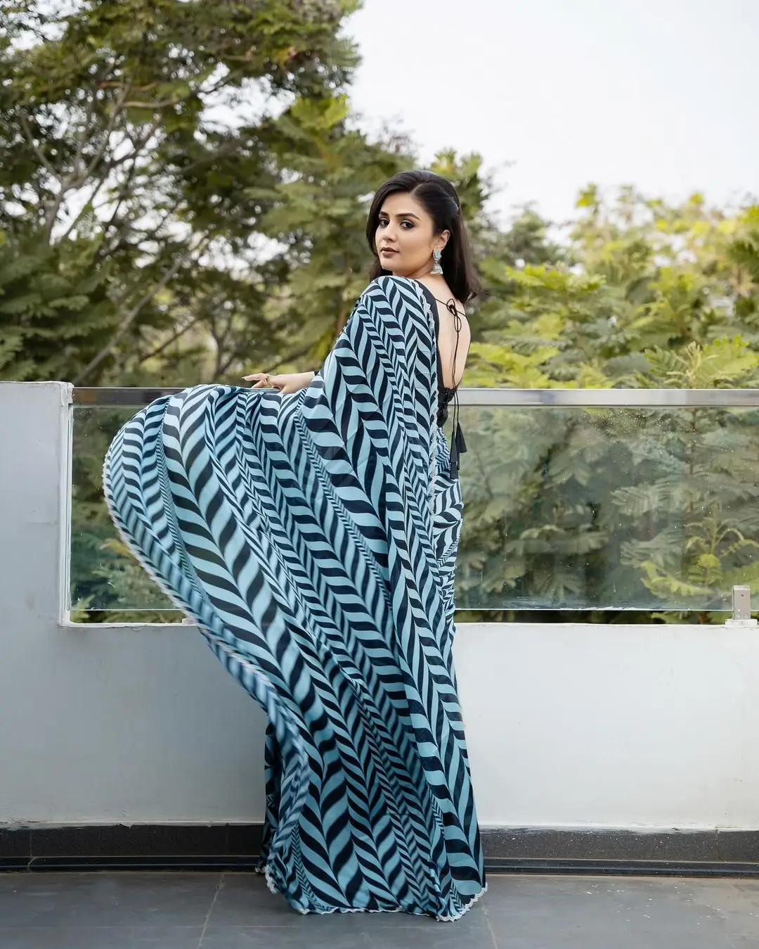 Sreemukhi in Traditional Blue Saree Black Blouse